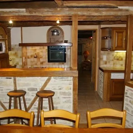 holiday Lieu Dit Sansses